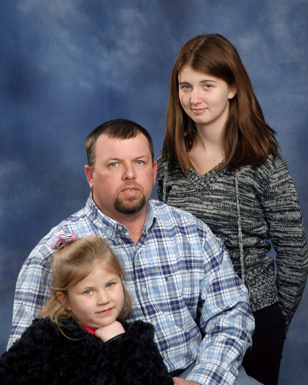 file:///C:/Users/Skipper/Desktop/020714%20Church%20Directory/account%20427355/content/SUGGS-BILLY-105.jpg